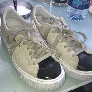 Puma Sneakers sz 7